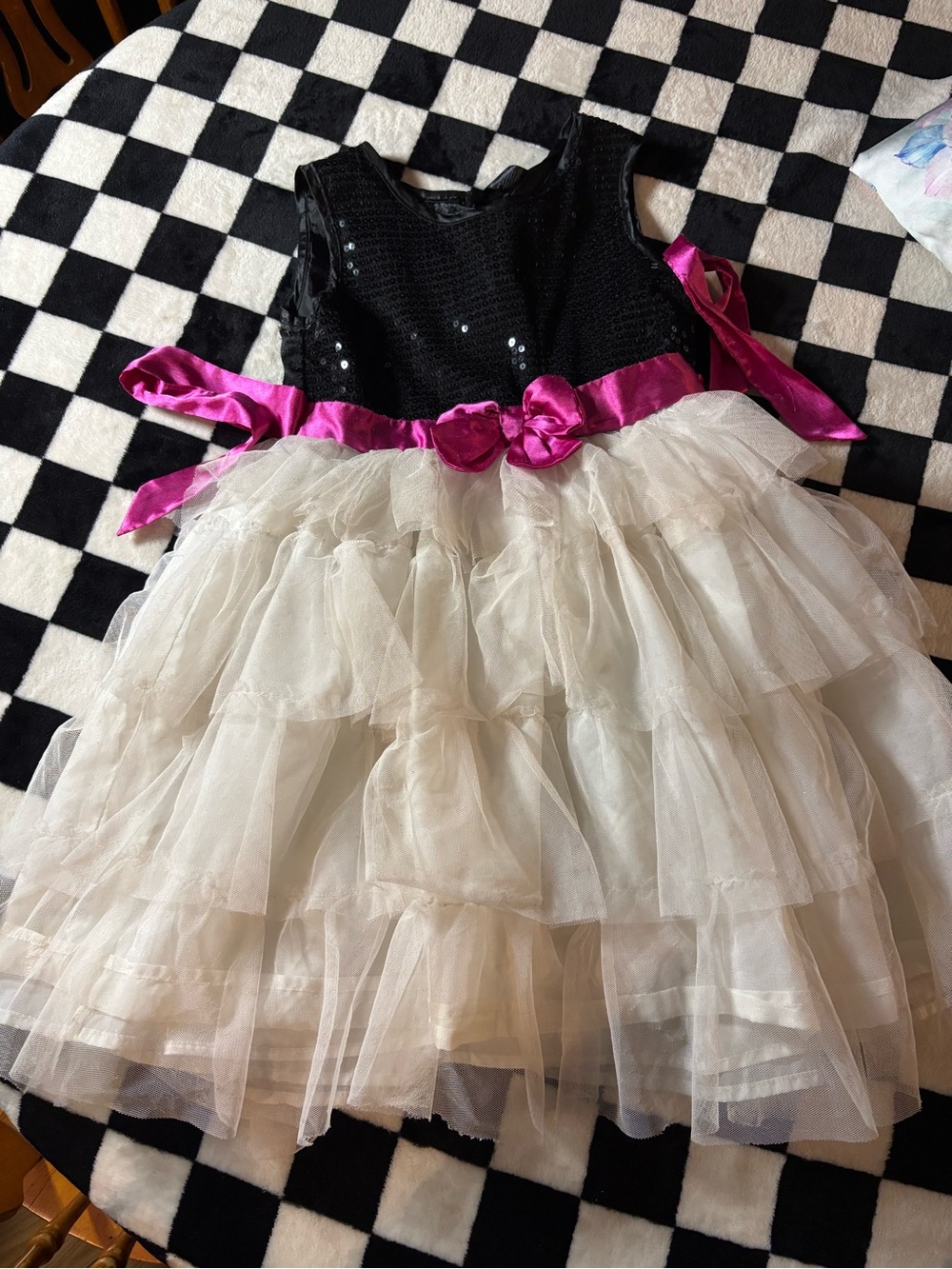 Size 6 Girls Black Sequin & White Layered Tulle Dress with Hot Pink tie up